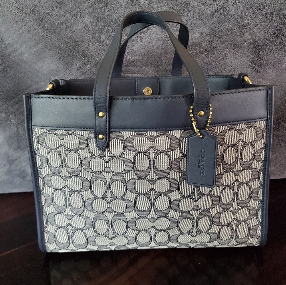 Coach Field Tote 30 Navy Jacquard